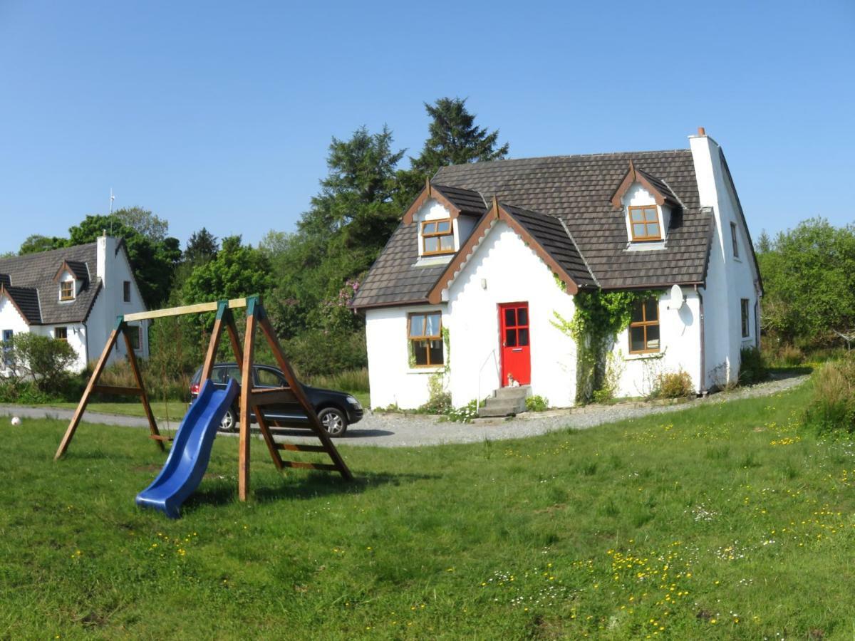 Heatherhill Farm Cottage In Letterfrack Beside Connemara National Park Bagian luar foto